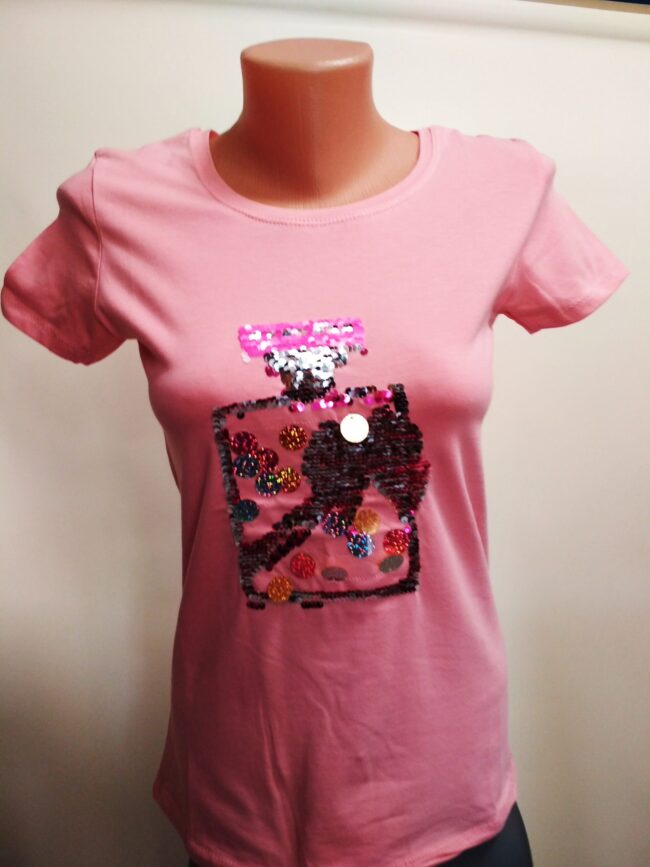 Розова дамска тениска с въртящи се пайети във форма на шише