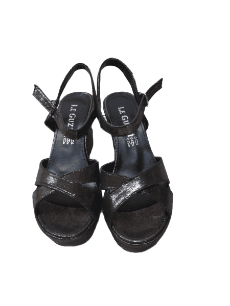 Дамски сандали на платформа в цвят черно злато