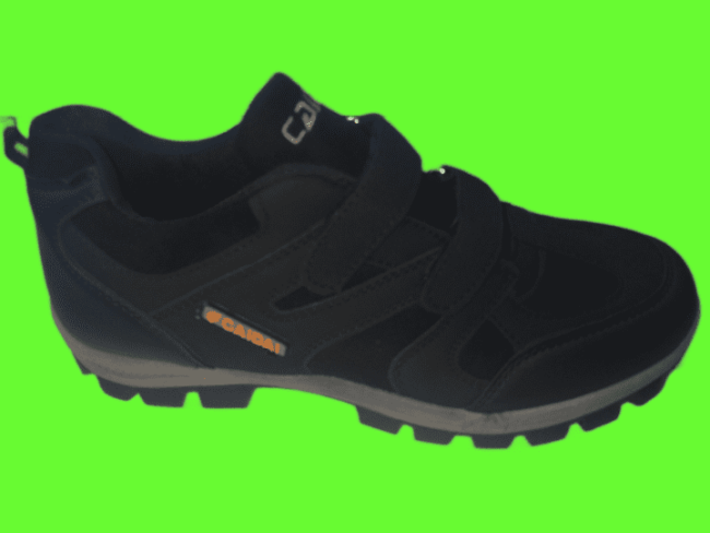 Водоустойчиви маратонки за мъже с лепенки в черен цвят
